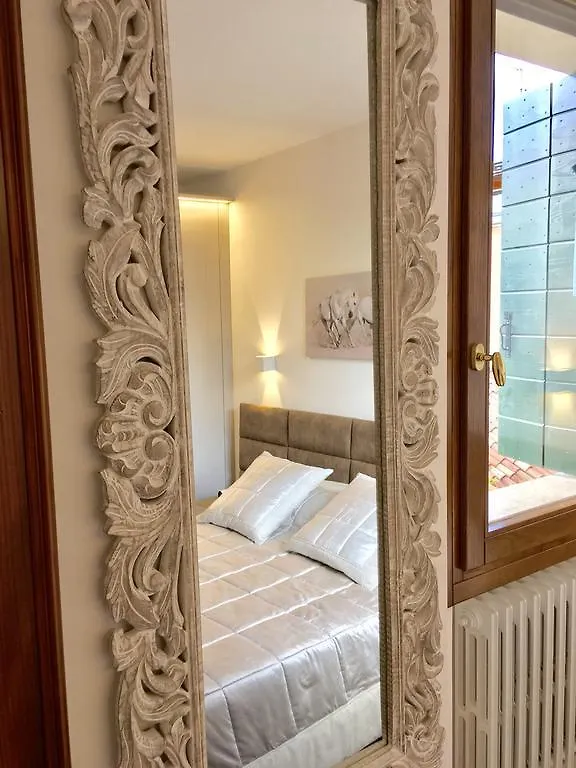 La Loggia Al Duomo - Treviso Apartment