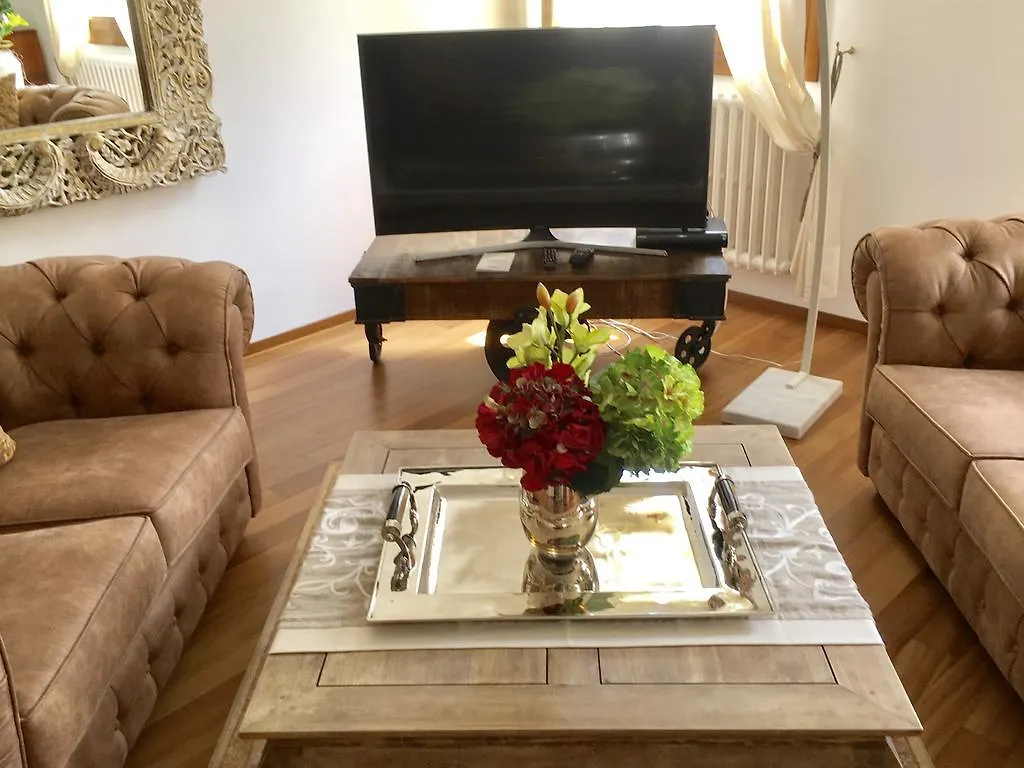 La Loggia Al Duomo - Treviso Apartment