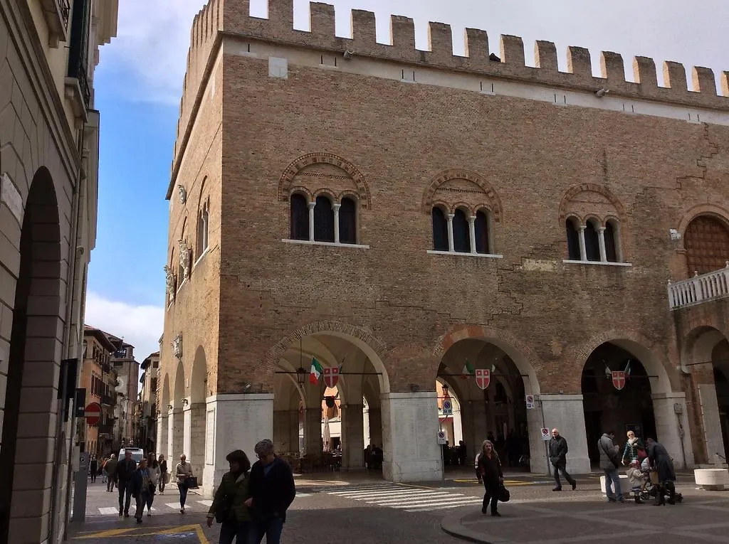 La Loggia Al Duomo - Treviso Apartment
